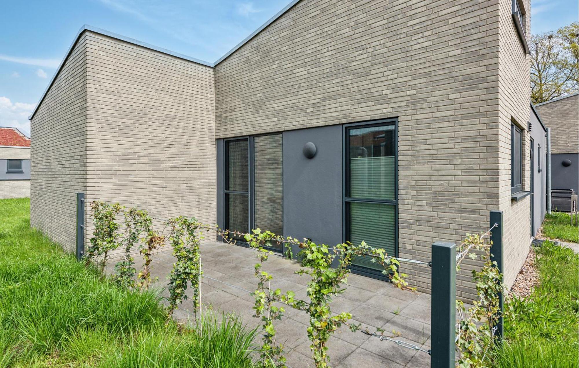 Lovely Home In Lembruch-Duemmer See With Wifi מראה חיצוני תמונה